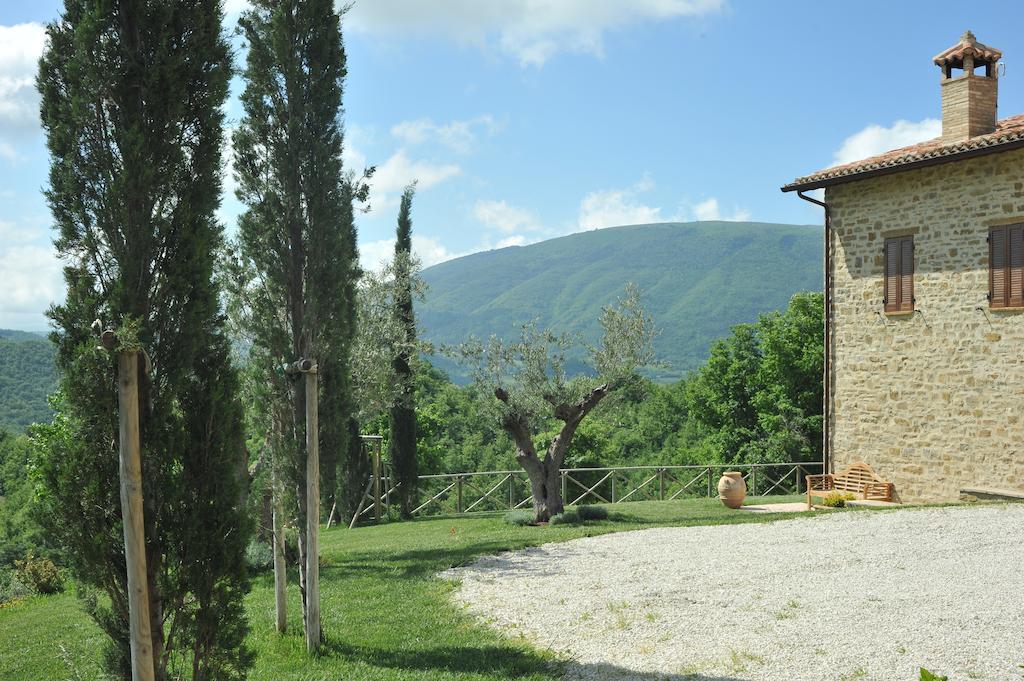 Agriturismo Paradiso 44 Assisi Exterior foto